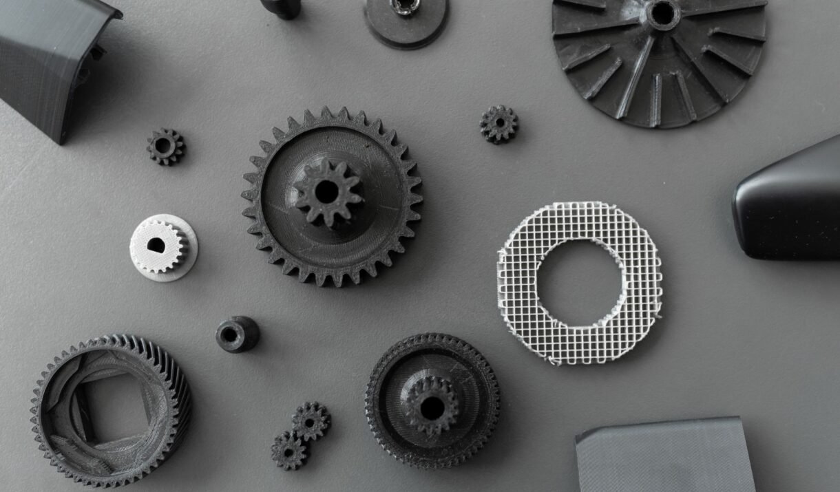 3d Printed Objects On The Table In The Laboratory NXUDSW5 1 1 1220x715